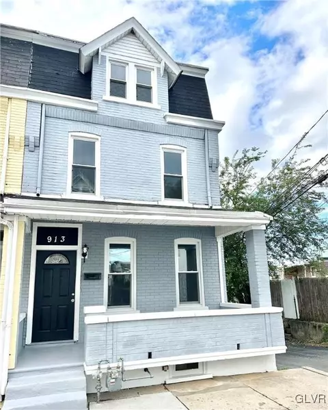 913 W Cedar St, Allentown, PA 18102