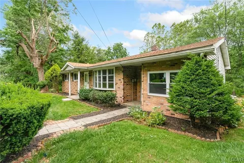4986 Nor Bath Blvd, Northampton, PA 18067