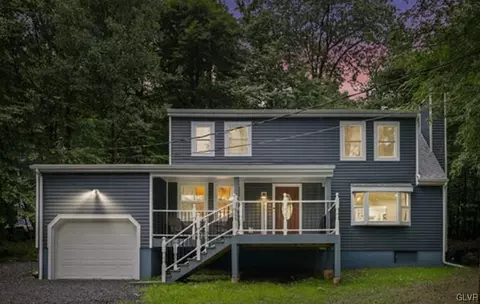 426 Glen Ridge Rd, Coolbaugh Twp, PA 18466