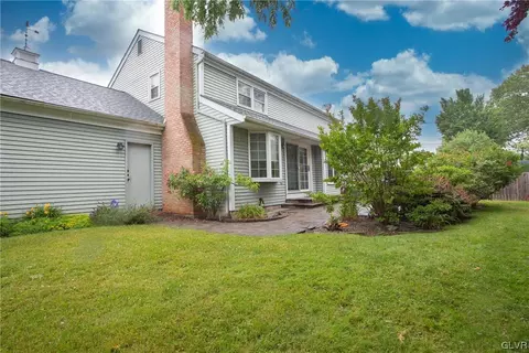 3060 Whitehall St, Allentown, PA 18104