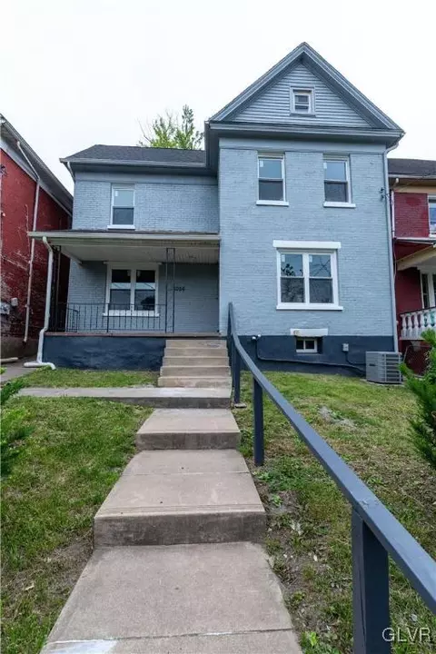 1056 W Nesquehoning St, Easton, PA 18042