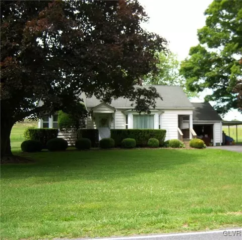 756 Allegheny Rd, Mount Bethel, PA 18343