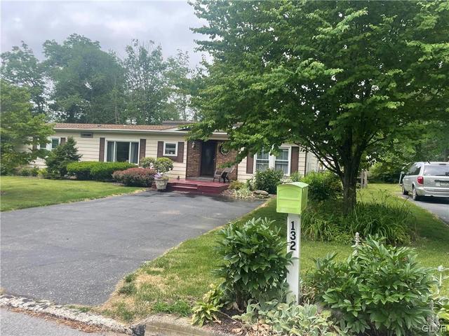 132 Jefferson St, Wind Gap, PA 18091