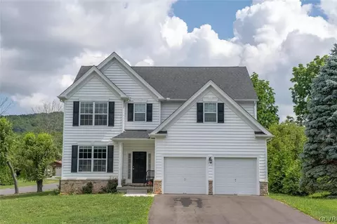 1491 Highland Dr, Bethlehem, PA 18015