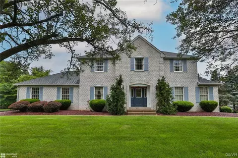 3291 Regal Rd, Bethlehem, PA 18020