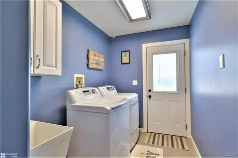 2254 E Scenic Dr, Bath, PA 18014 photo 19