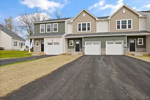 15 Timber Trl #67, Palmer Township, PA 18045