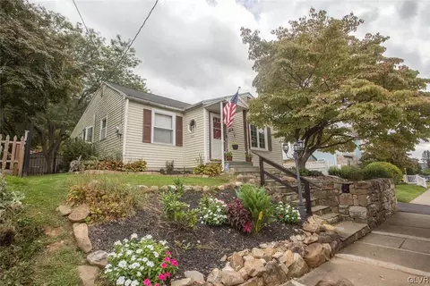 1325 Detweiler Ave, Hellertown, PA 18055