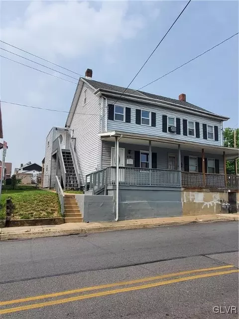 433 Line St, Easton, PA 18042