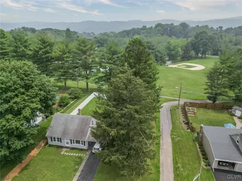 53 Wilden Dr, Palmer Township, PA 18045