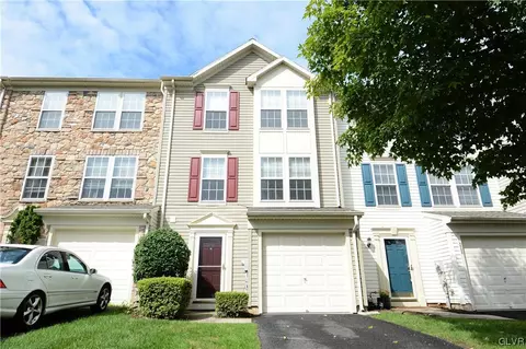 4530 Jasmine Dr, Center Valley, PA 18034