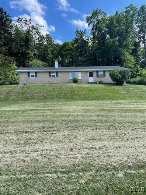 434 Oldt Rd, Breinigsville, PA 18031