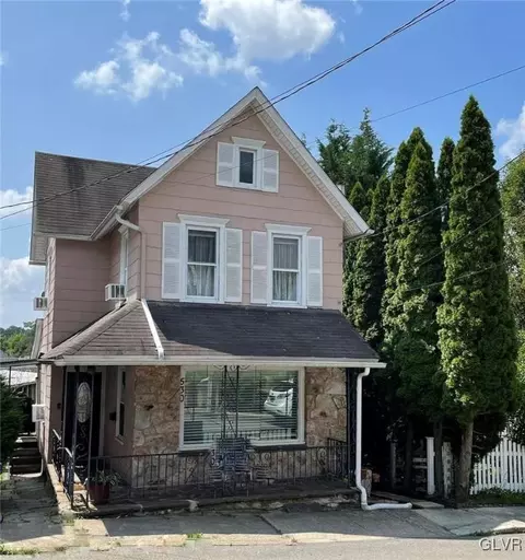 530 Brown Ave, Bangor, PA 18013