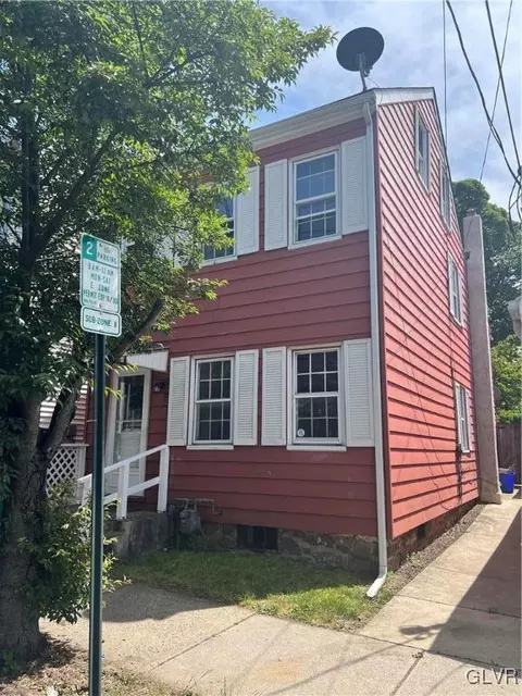 66 E Union Blvd, Bethlehem, PA 18018