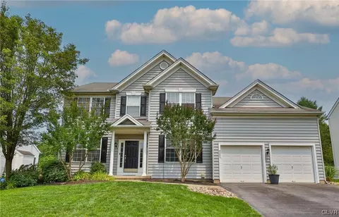 4997 Derby Ln, Bethlehem, PA 18020