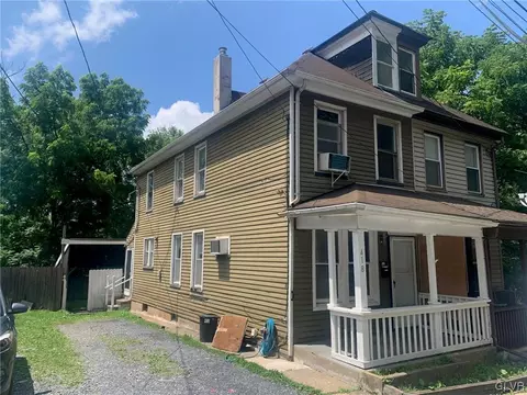 418 N 12th St, Easton, PA 18042