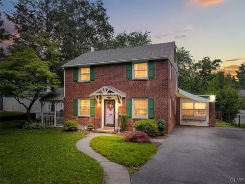2443 W Livingston St, Allentown, PA 18104