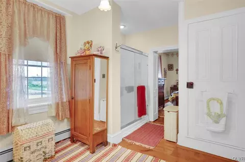 570 Niantic, Barto, PA 19504 photo 36