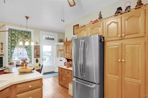 570 Niantic, Barto, PA 19504 photo 48
