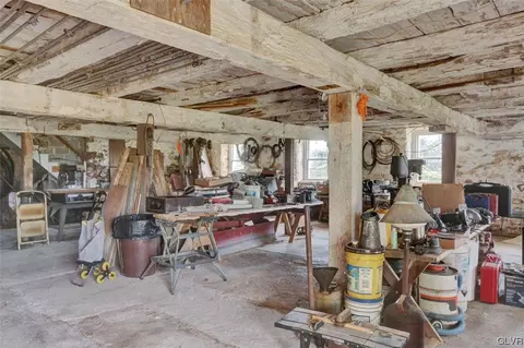 570 Niantic, Barto, PA 19504 photo 21