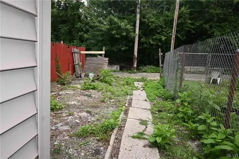 229 Reed, Reading, PA 19601 photo 3