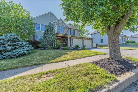 3402 S Ruch St, Hokendauqua, PA 18052
