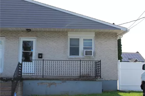 215 Washington Ave, Northampton, PA 18067