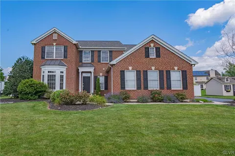 4485 Steeplechase Dr, Forks Twp, PA 18040