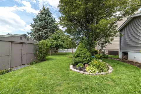 32 Ackerman St, Hellertown, PA 18055 photo 35