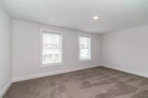 32 Ackerman St, Hellertown, PA 18055 photo 23