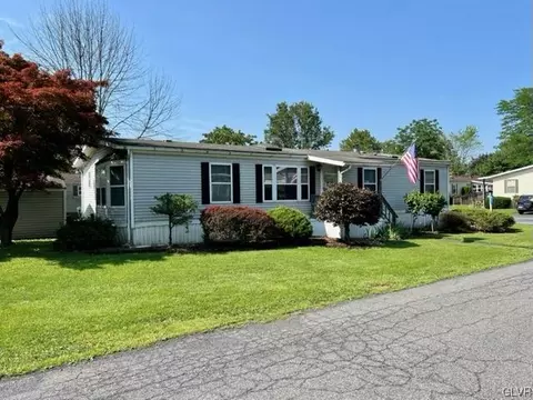 81 Juniper Ct, Bath, PA 18014