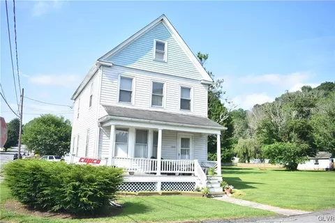 1975 Hutchison Ave, Bangor, PA 18013
