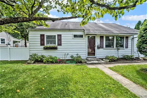 1608 Lansdale Ave, Bethlehem, PA 18017
