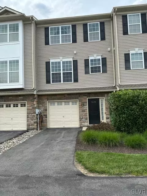7620 Pioneer Dr, Macungie, PA 18062