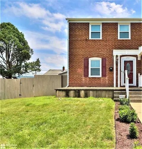 1957 Virginia St, Allentown, PA 18103