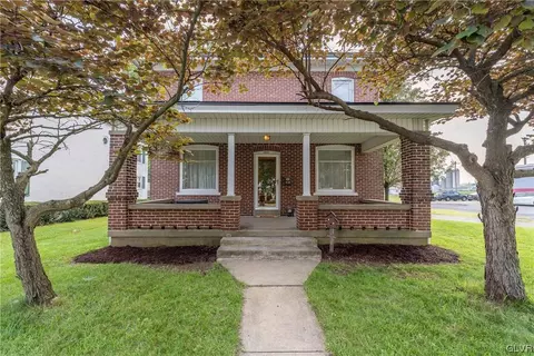 430 N Main St, Topton, PA 19562