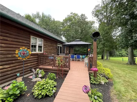 58 Crescent Ln, Barto, PA 19504 photo 11