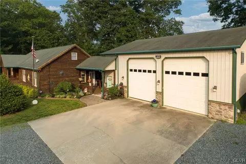 58 Crescent Ln, Barto, PA 19504 photo 6