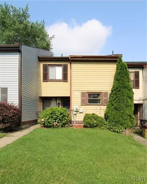 1717 Platt Ct, Allentown, PA 18104