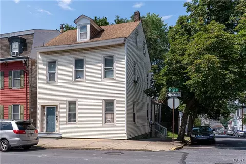 801 Ferry St, Easton, PA 18042