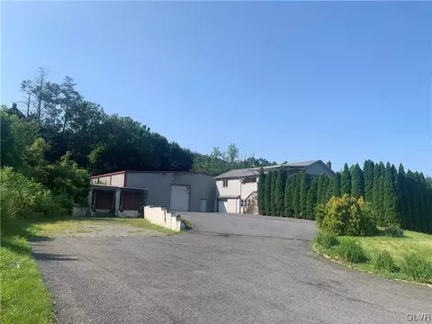525 Church St, Slatington Borough, PA 18080