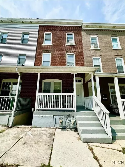 806 N 9th St, Allentown, PA 18102