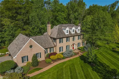 182 Baron Rd, Wind Gap, PA 18091