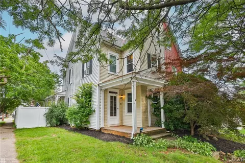 927 Linden St, Bethlehem, PA 18018