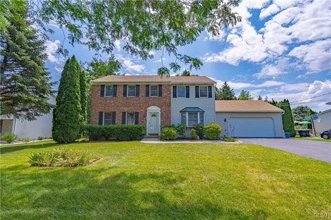 1169 Place Rd, Bethlehem, PA 18017