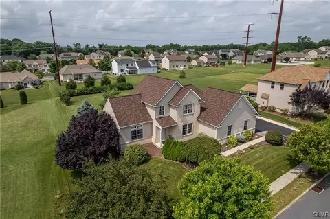 1510 Shiloh Rd, Allentown, PA 18106