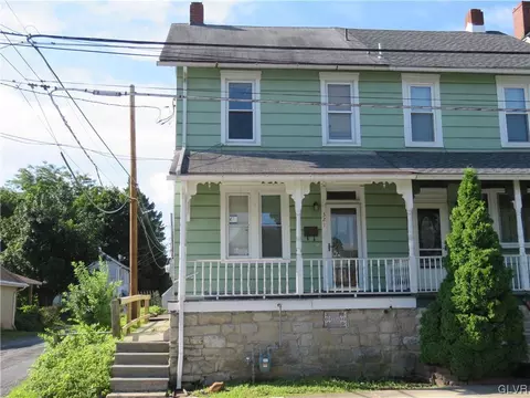 321 Wood St, Catasauqua, PA 18032