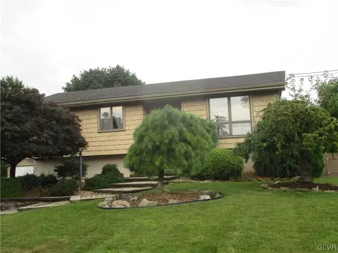4720 Nicholas St, Easton, PA 18045