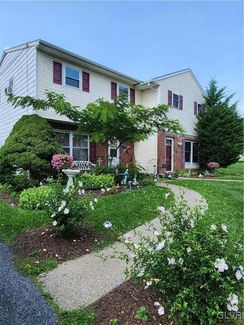 909 E Paoli St, Allentown, PA 18103