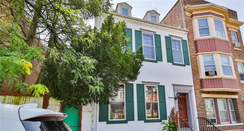 1208 W Walnut St, Allentown, PA 18102